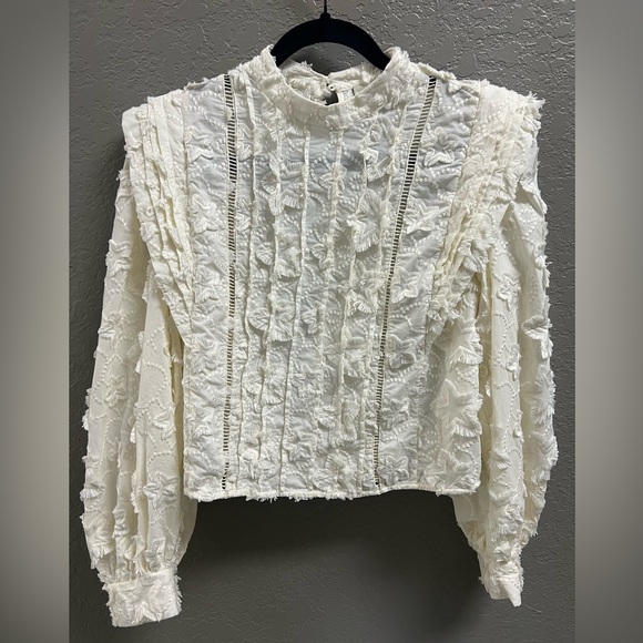 FARM Rio Cream Textured Blouse - Picture 7 of 8